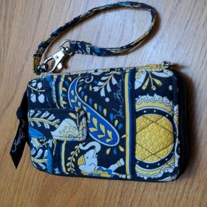 RARE Vera Bradley Ellie Blue Wristlet Wallet Blue Yellow White Paisley Elephant